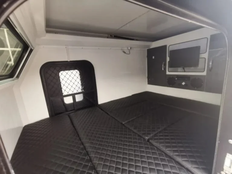Quarto Trailer Duaron Zuri 1